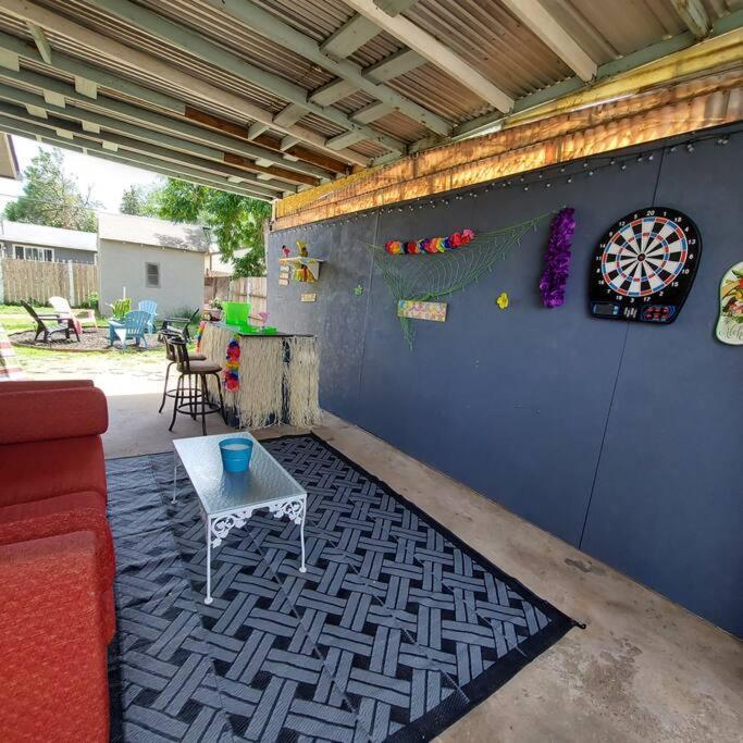 Cheerful 3 Bedroom House. Great Location Colorado Springs Extérieur photo