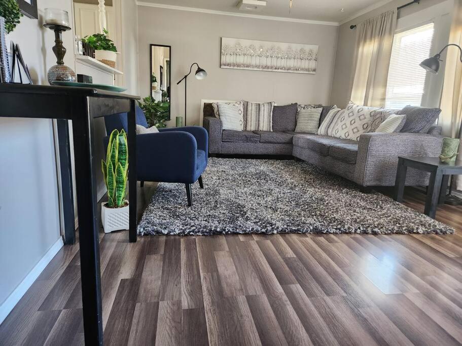 Cheerful 3 Bedroom House. Great Location Colorado Springs Extérieur photo