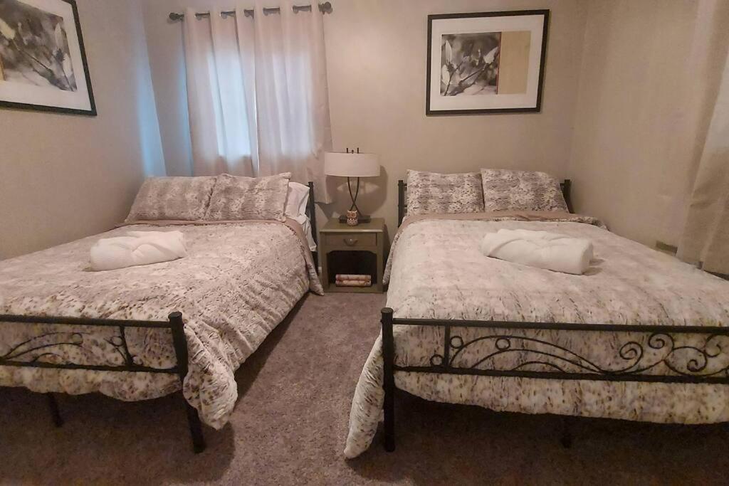 Cheerful 3 Bedroom House. Great Location Colorado Springs Extérieur photo