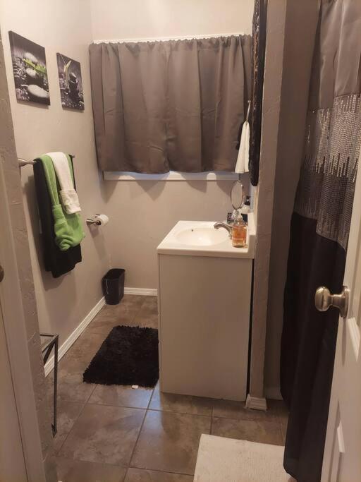 Cheerful 3 Bedroom House. Great Location Colorado Springs Extérieur photo