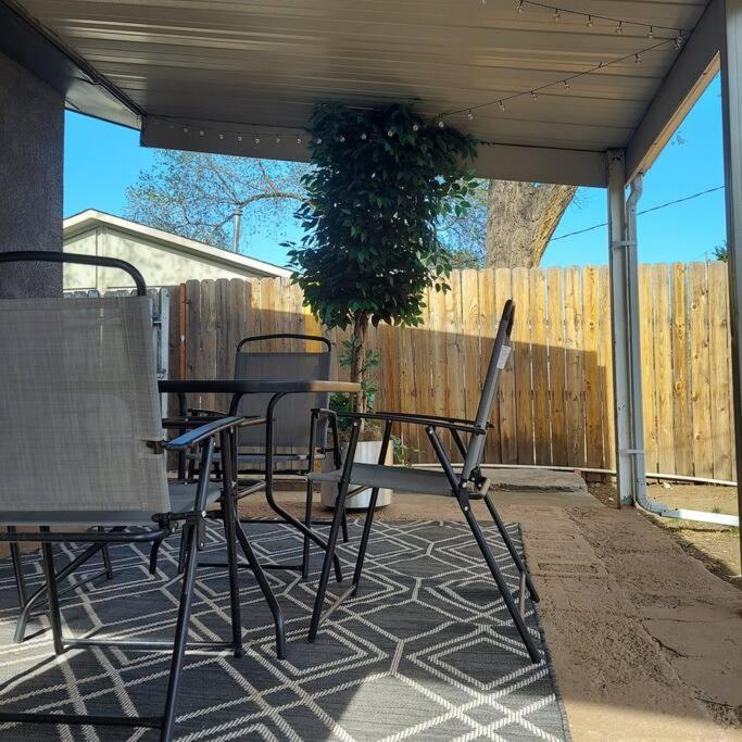 Cheerful 3 Bedroom House. Great Location Colorado Springs Extérieur photo